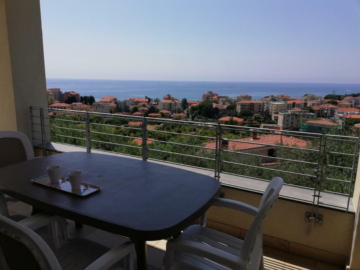 Sugli Allori Diano Marina Exteriör bild